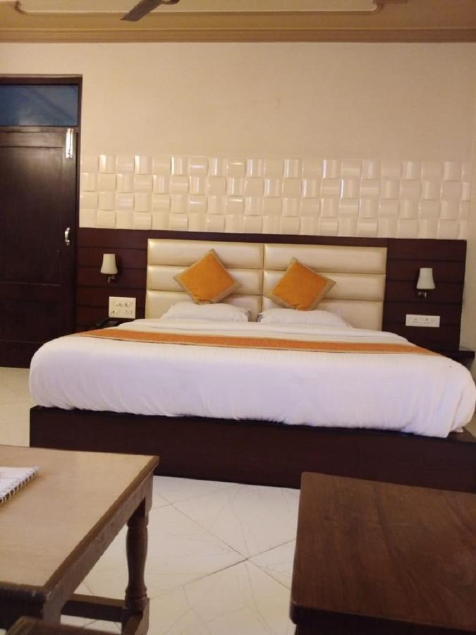 Hotel Samrat Rajasthan Hanumangarh Ngoại thất bức ảnh